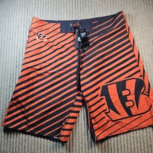 Cincinnati Bengals NFL Team Apparel Board Shorts Men's Size 38 Orange Black NWT